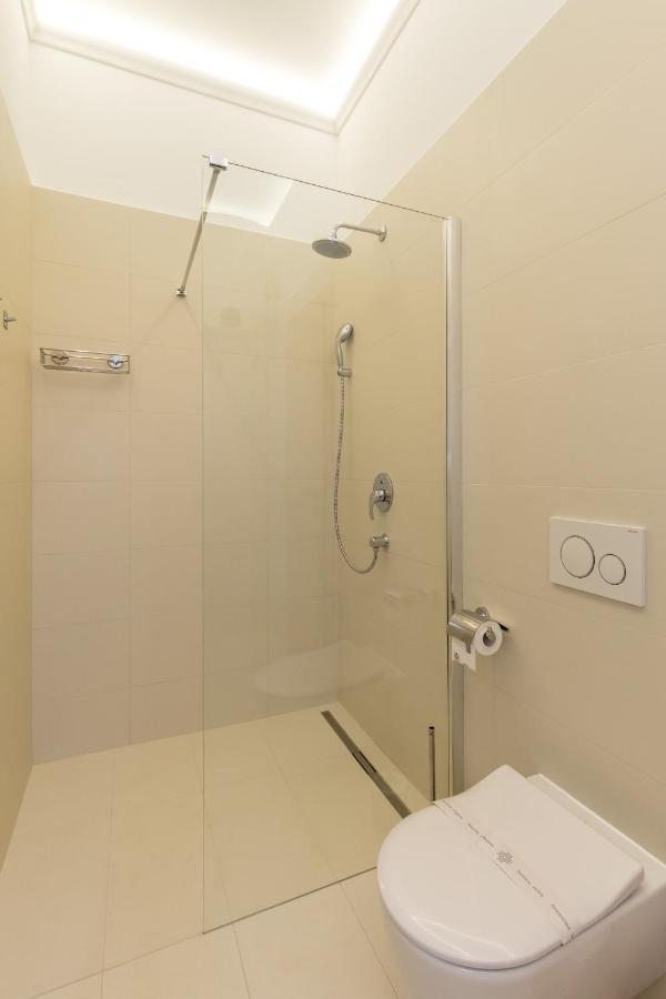 Maniva Old Town Luxury Rooms - Prime Spot By Riva Promenade Σπλιτ Εξωτερικό φωτογραφία